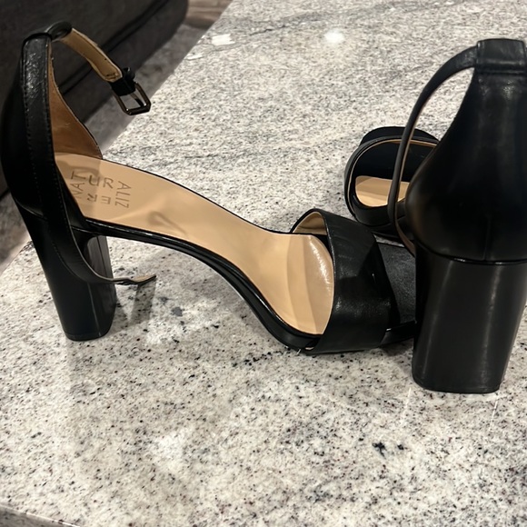 Naturalizer Womens Fields Platform Ankle Strap High Heel Sandal Black 10 Wide - Picture 4 of 7